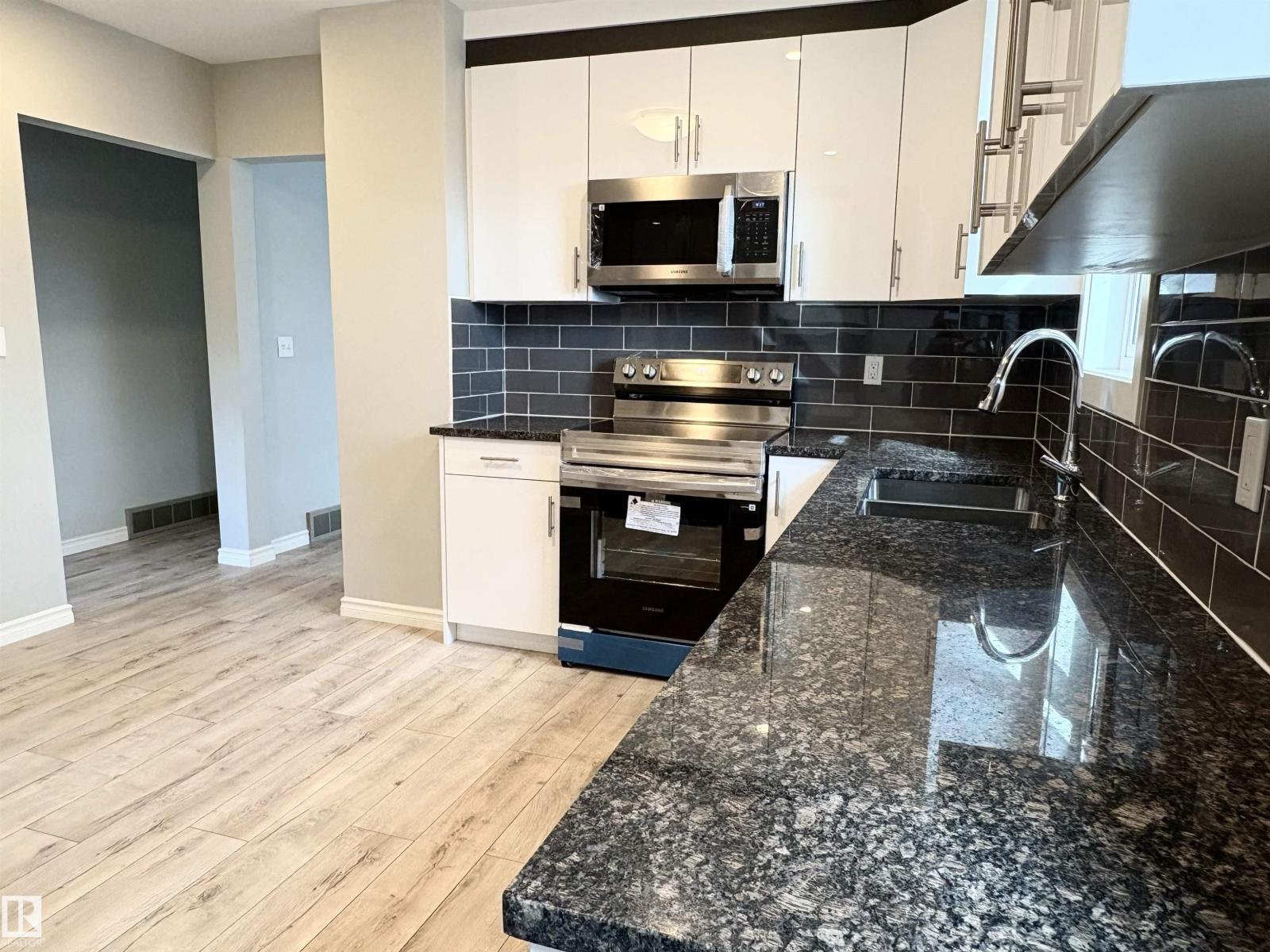 12764 118 ST NW