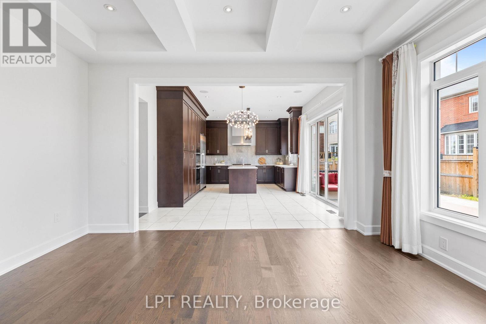 90 Keatley Drive, Vaughan (Patterson), Ontario  L6A 4Y3 - Photo 13 - N13875206