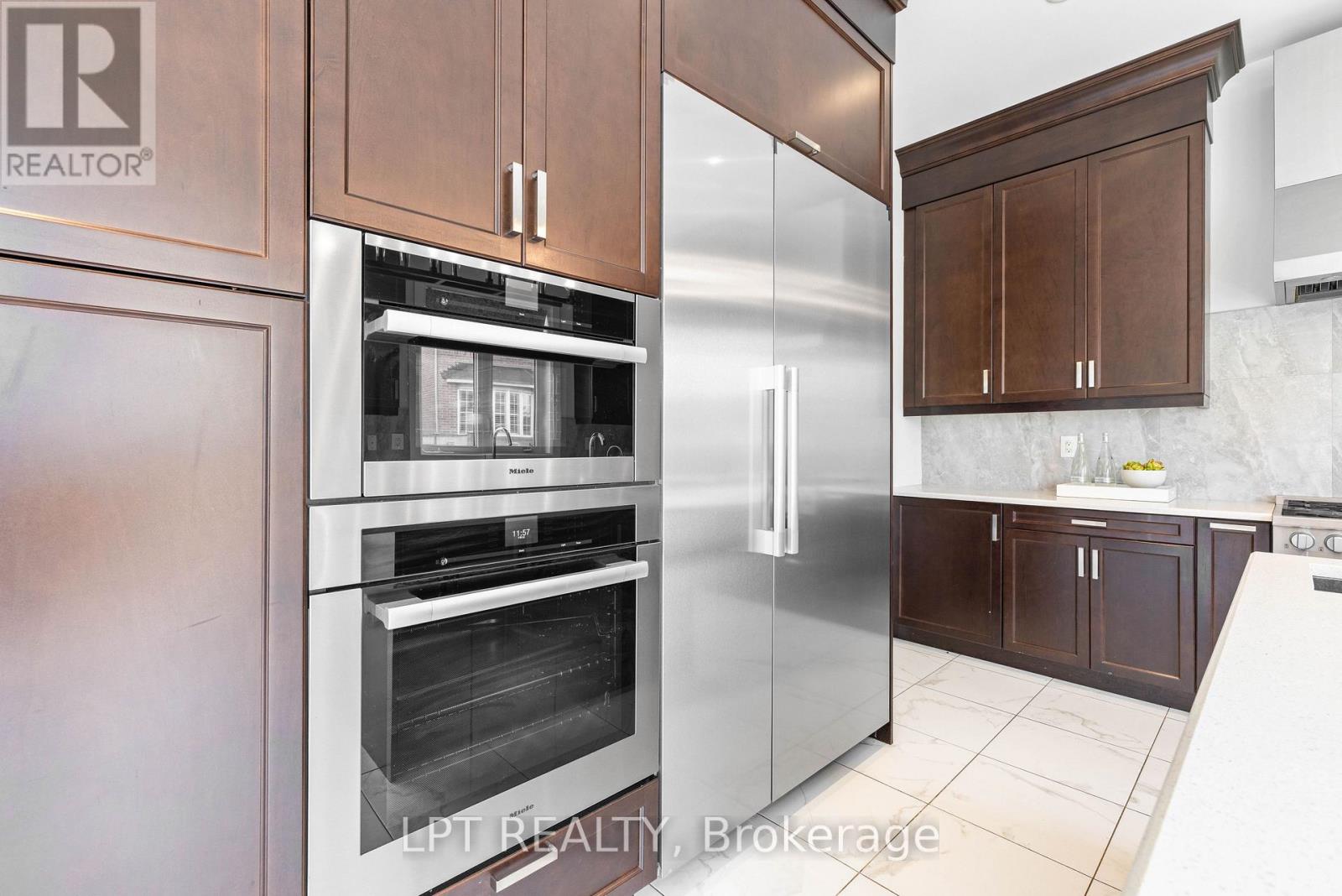 90 Keatley Drive, Vaughan (Patterson), Ontario  L6A 4Y3 - Photo 17 - N13875206