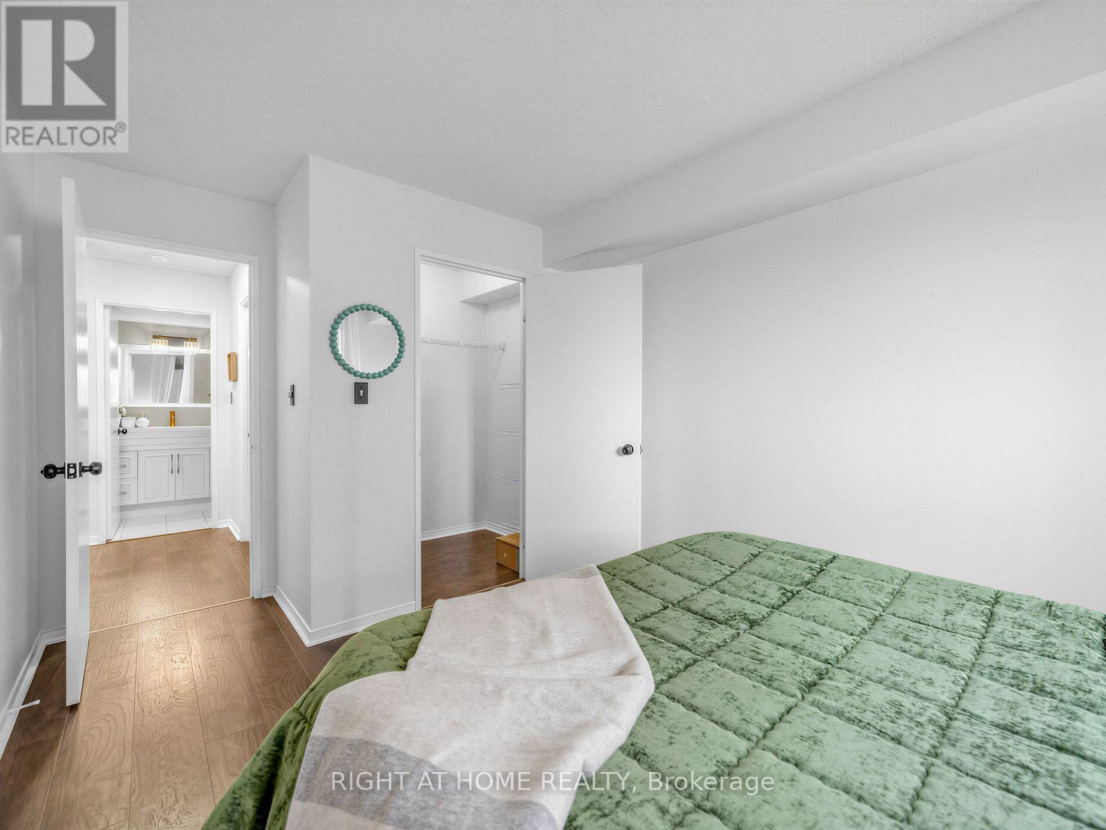 1108 - 145 Hillcrest Avenue, Mississauga, Ontario  L5B 3Z1 - Photo 18 - W13875178