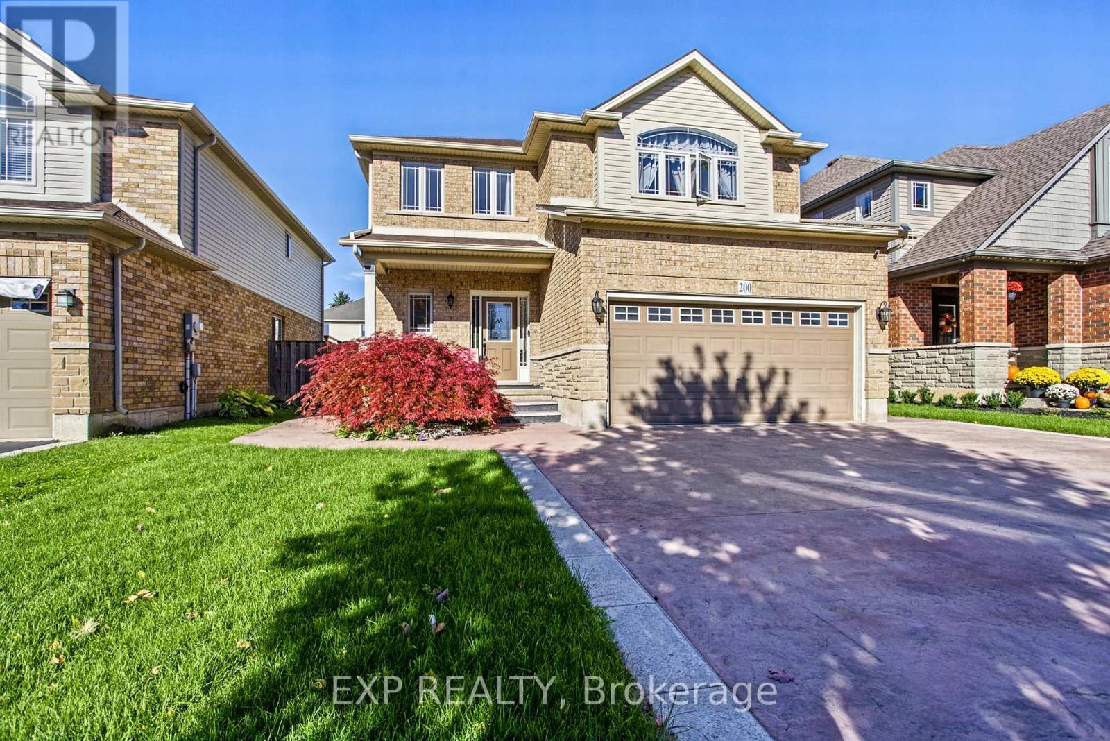200 Valiant Circle, Hamilton, Ontario  L0R 1C0 - Photo 2 - X13875226