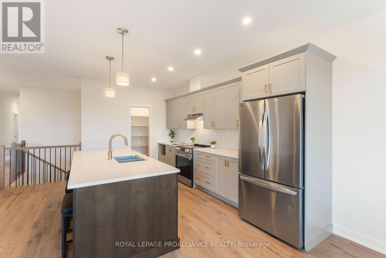 1086 Moore Street, Brockville, Ontario  K6V 0H2 - Photo 23 - X13656132