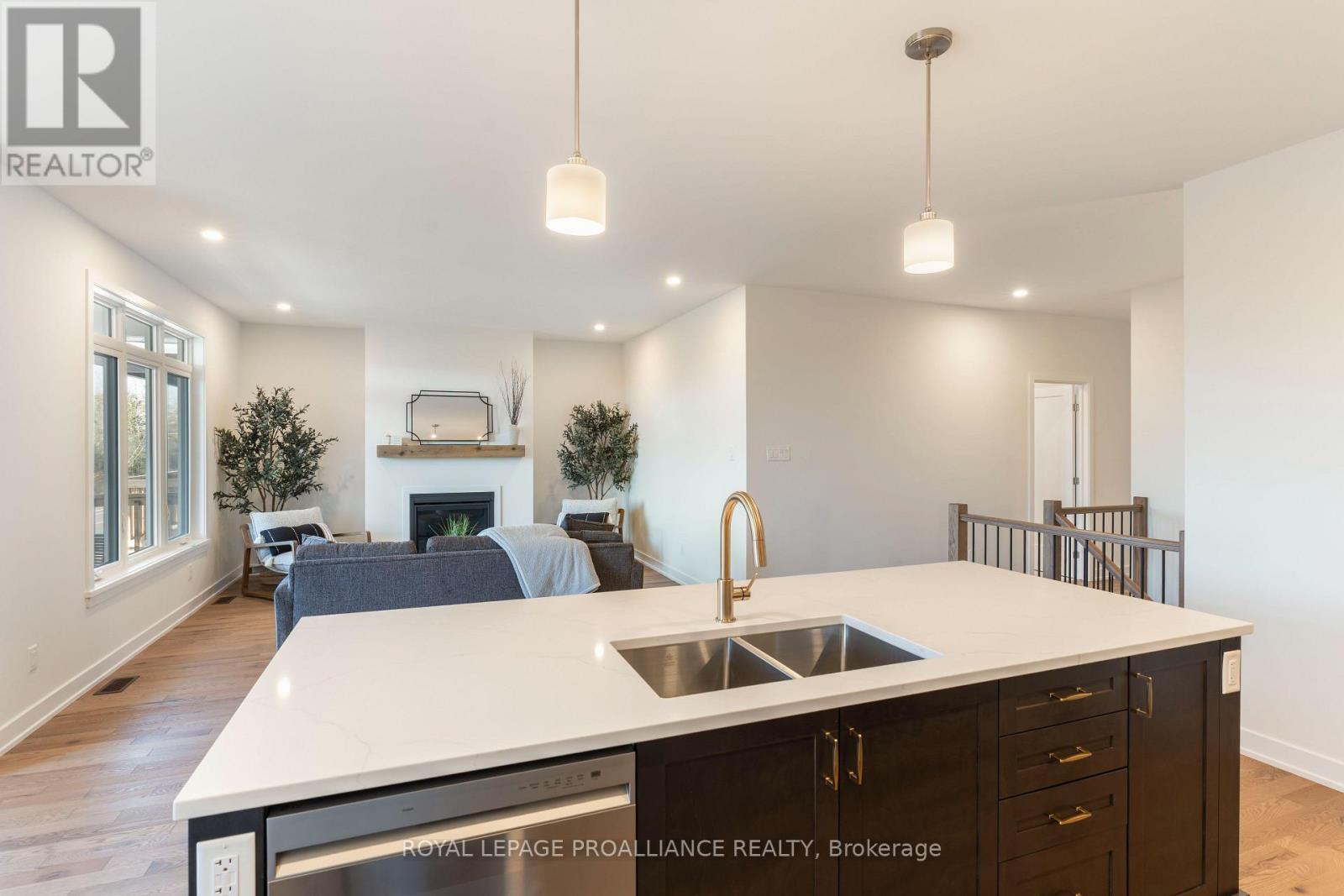1086 Moore Street, Brockville, Ontario  K6V 0H2 - Photo 31 - X13656132