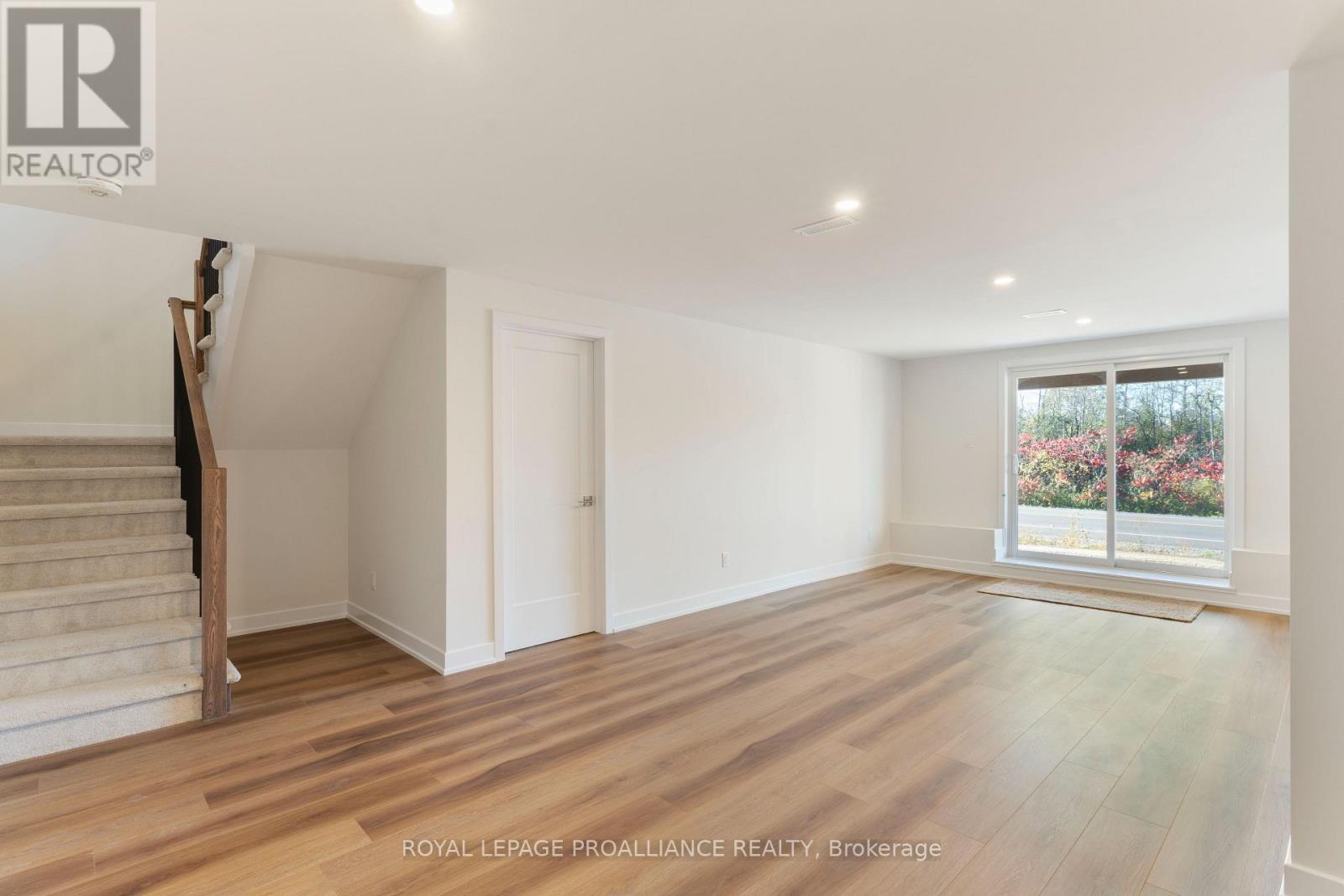 1086 Moore Street, Brockville, Ontario  K6V 0H2 - Photo 42 - X13656132