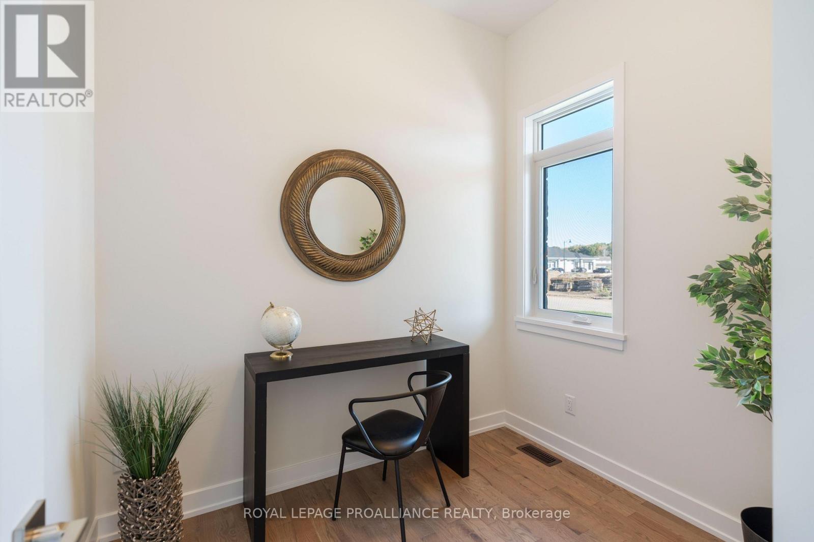 1086 Moore Street, Brockville, Ontario  K6V 0H2 - Photo 6 - X13656132