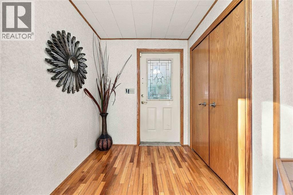4895 LAKESHORE ROAD Unit# A59 Plympton-Wyoming Ontario Canada N0N1J6 5