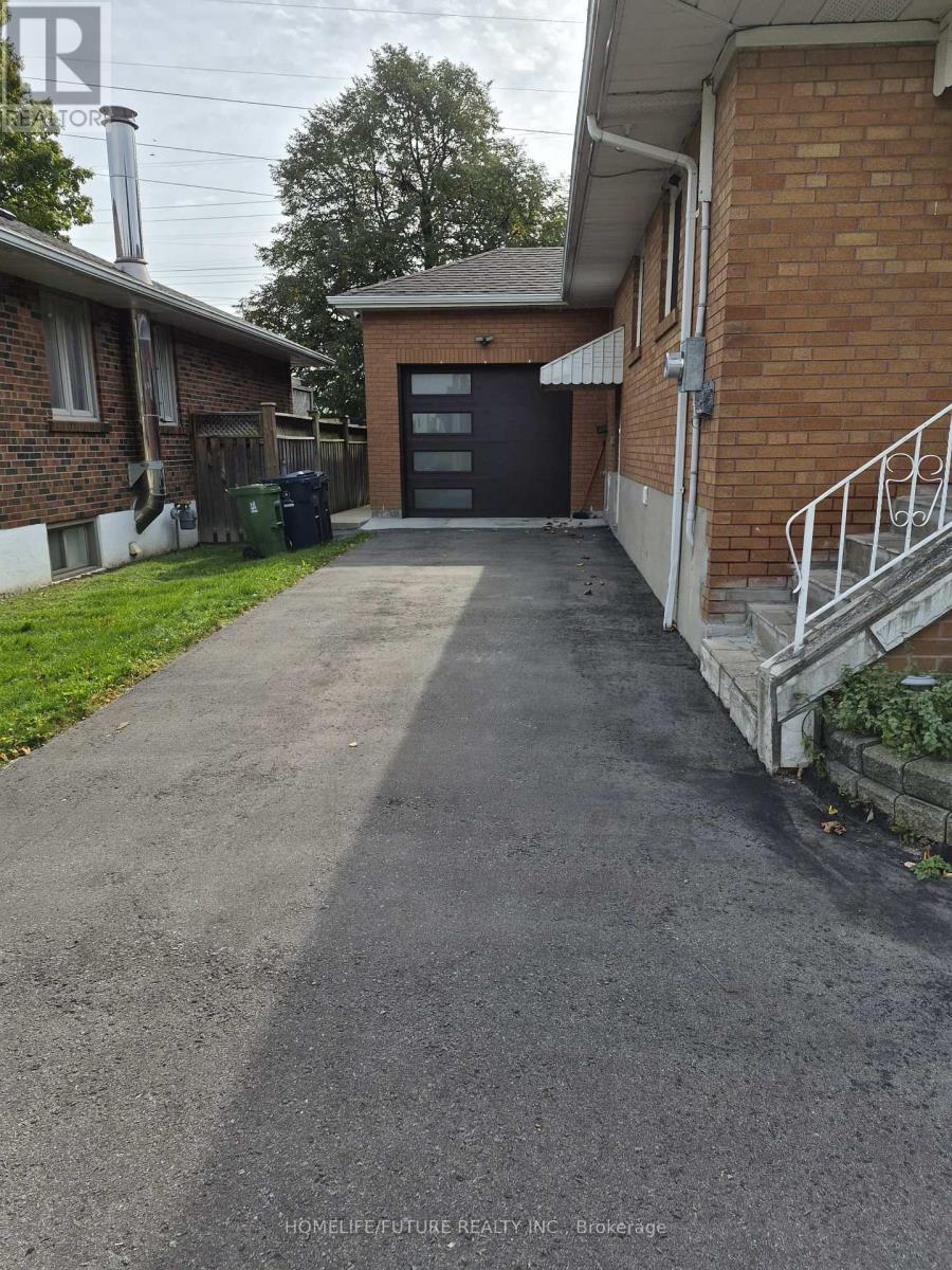 Main - 95 Jarwick Drive, Toronto, Ontario  M1H 2H1 - Photo 2 - E13874134