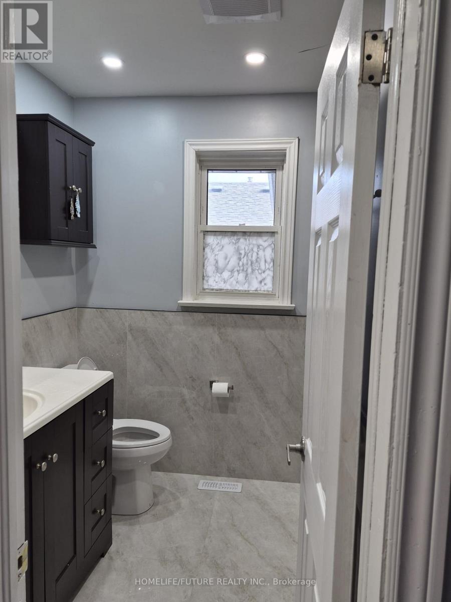 Main - 95 Jarwick Drive, Toronto, Ontario  M1H 2H1 - Photo 9 - E13874134