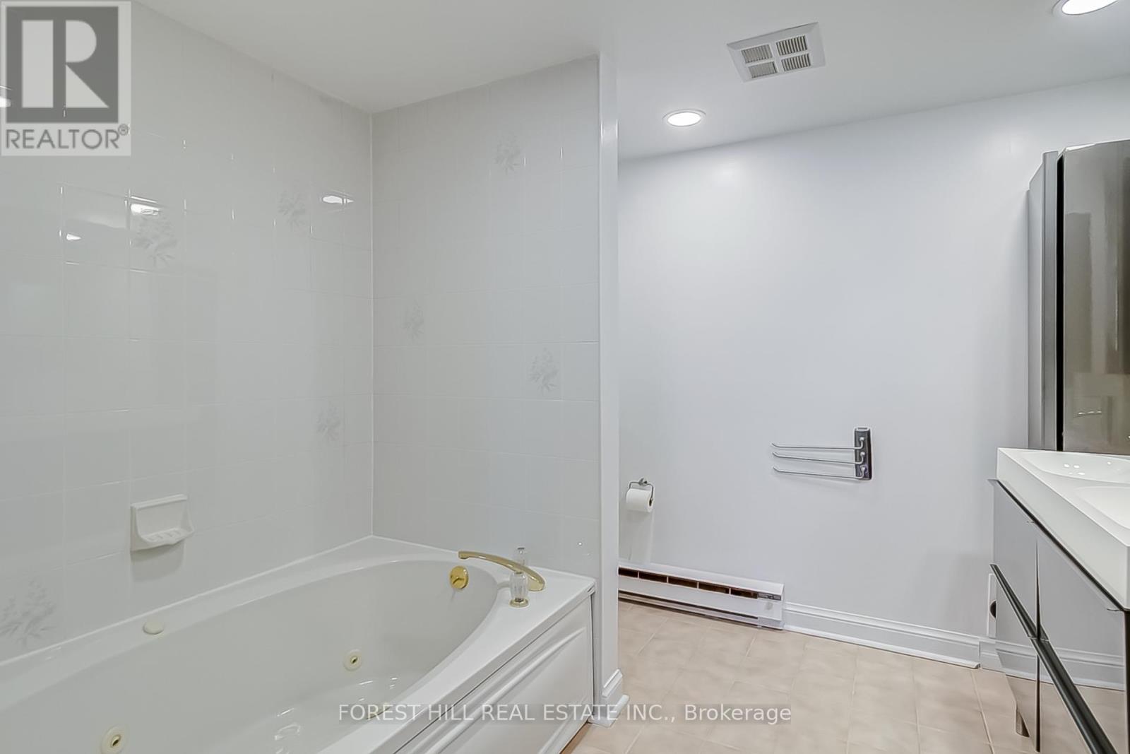 Ph7 - 55 Kingsbridge Garden Circle, Mississauga, Ontario  L5R 1Y1 - Photo 32 - W13828176
