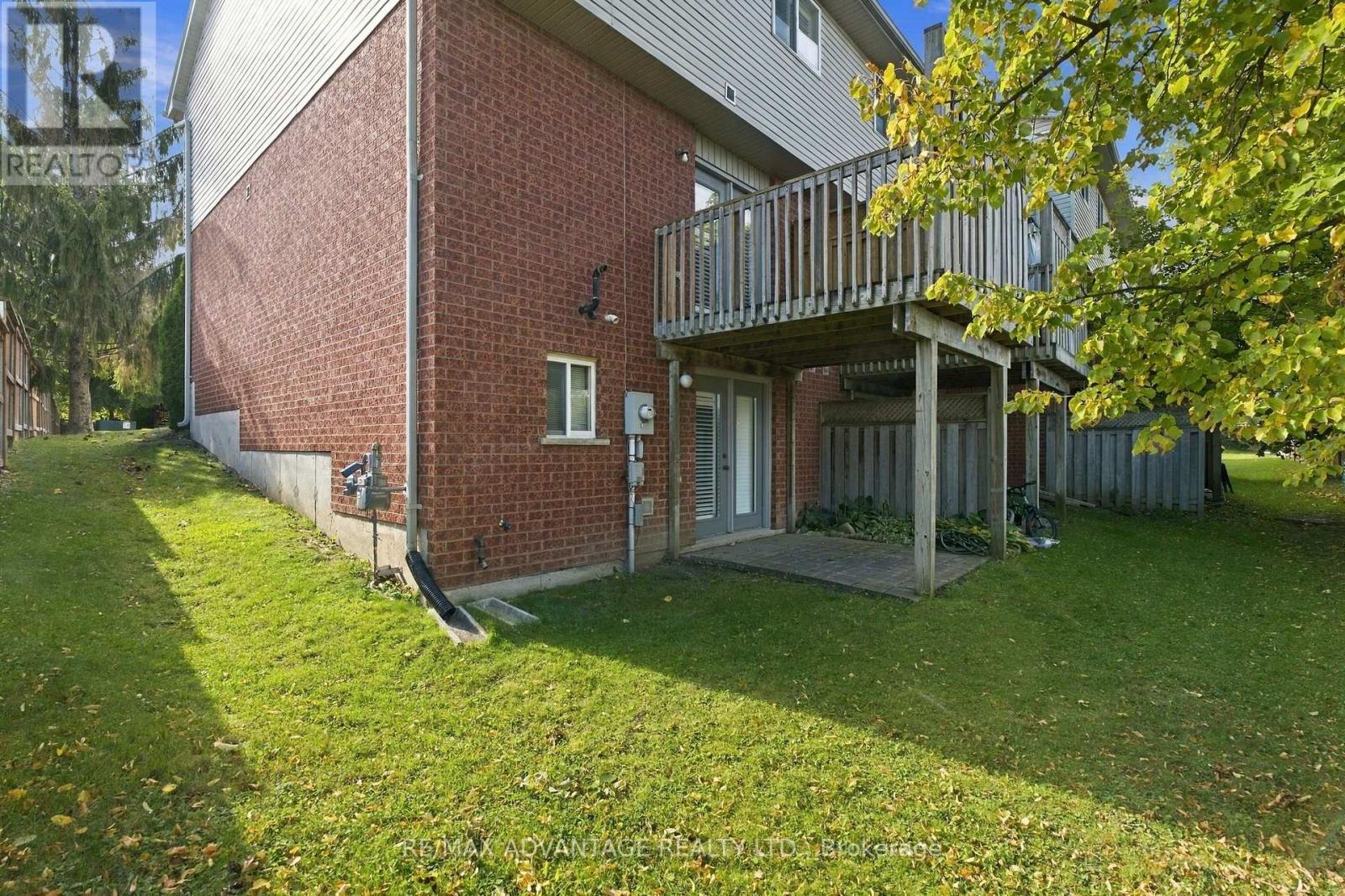 7 - 122 Sherwood Forest Square, London North, Ontario  N6G 5G8 - Photo 37 - X13875288