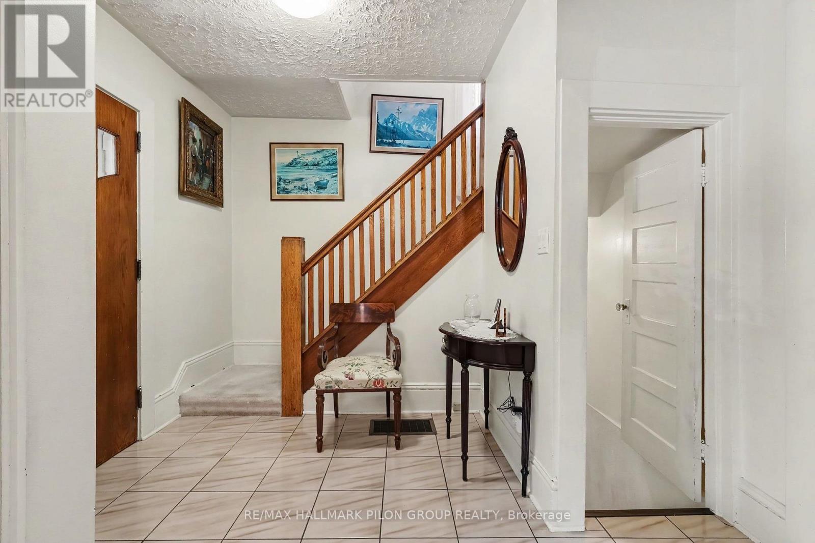 99 Huron Avenue N, Ottawa, Ontario  K1Y 0W3 - Photo 11 - X13875248