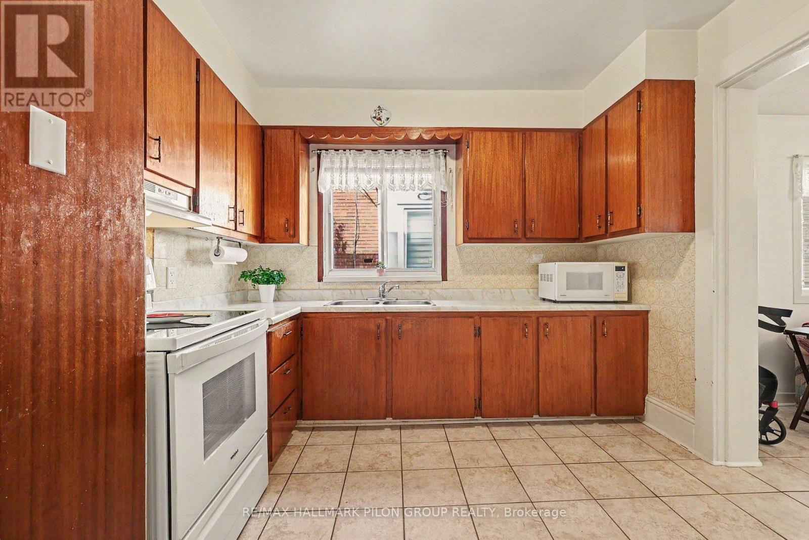 99 Huron Avenue N, Ottawa, Ontario  K1Y 0W3 - Photo 7 - X13875248
