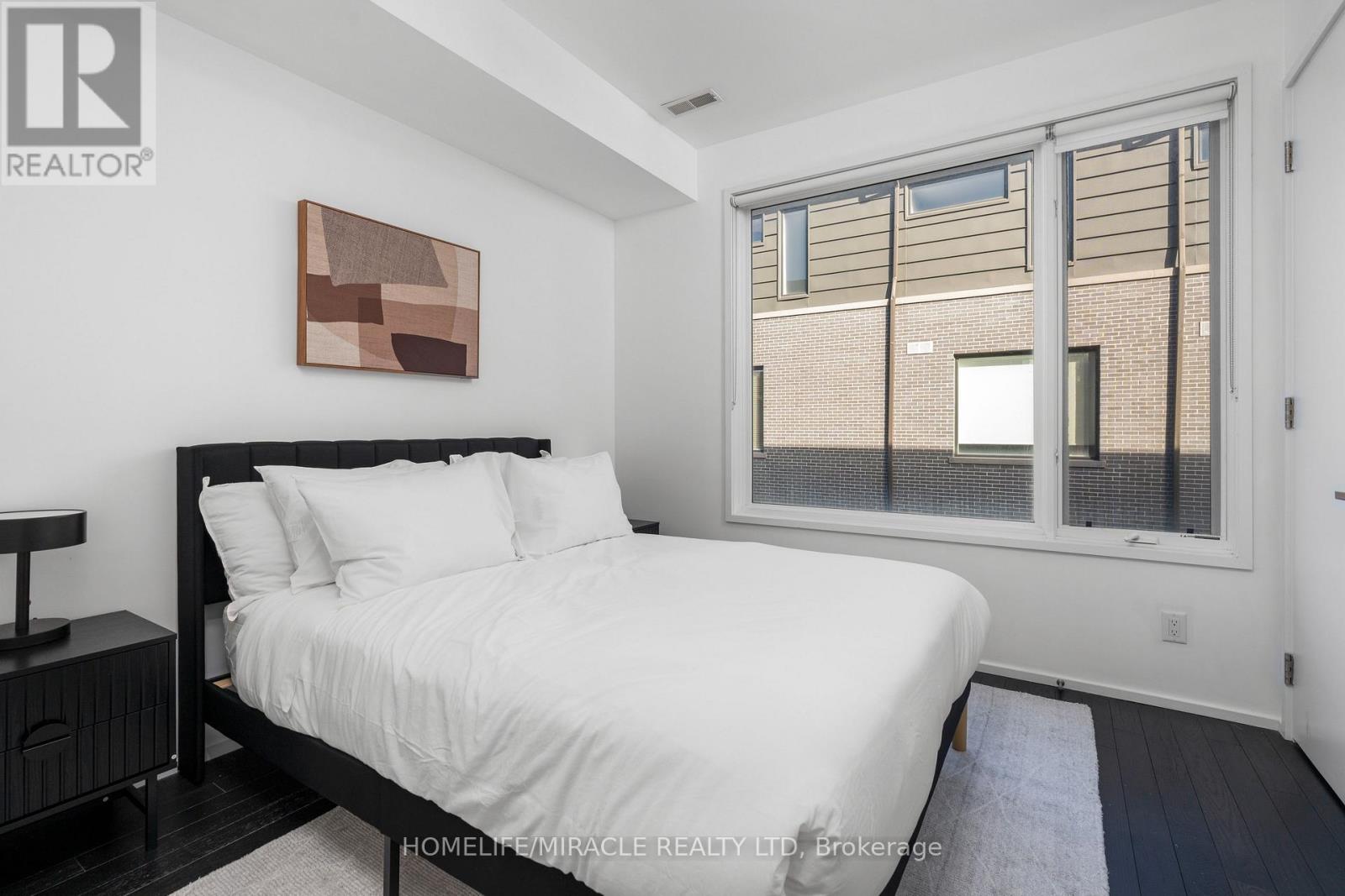249 Claremont Street, Toronto, Ontario  M6J 2N1 - Photo 26 - C13875234