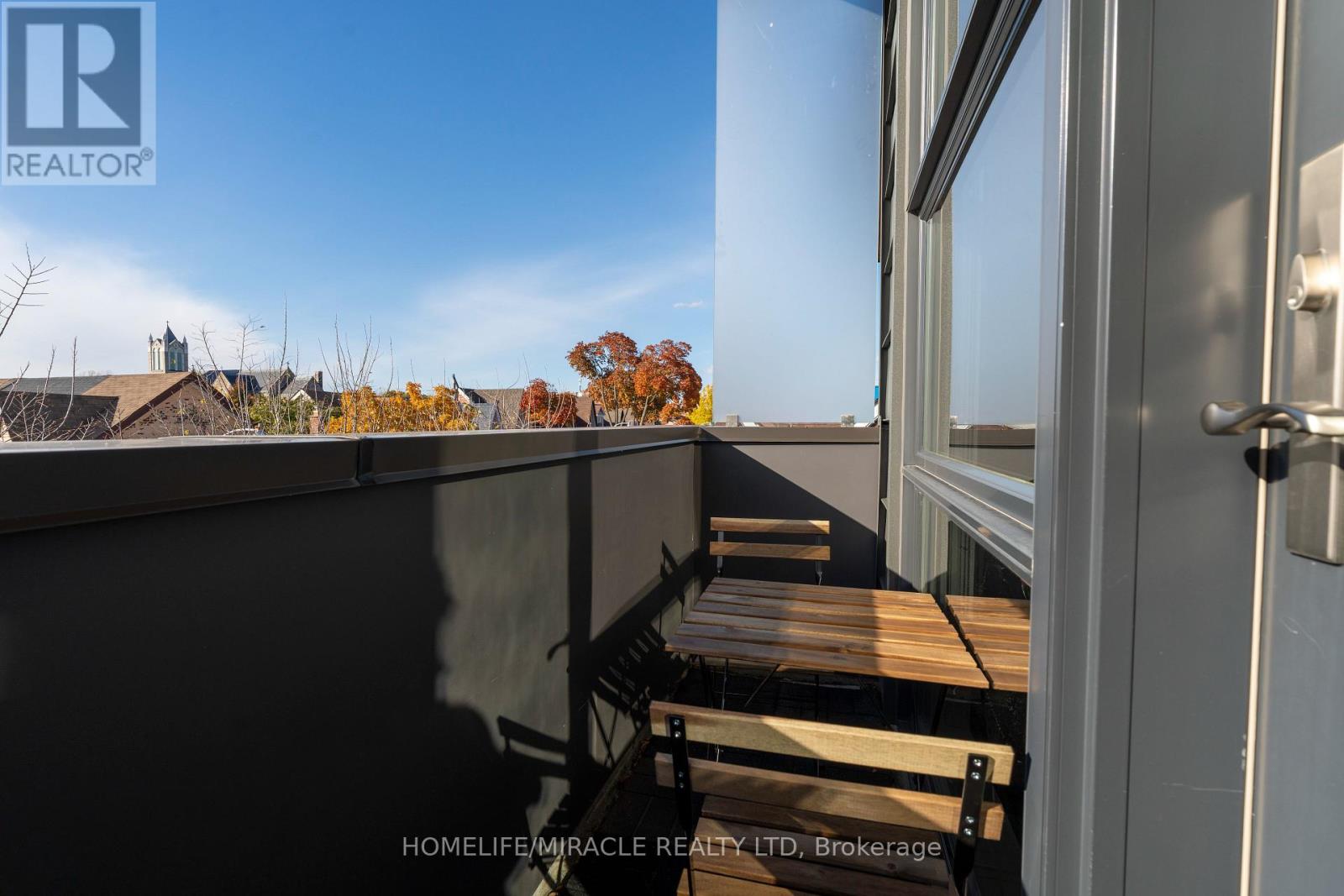 249 Claremont Street, Toronto, Ontario  M6J 2N1 - Photo 35 - C13875234