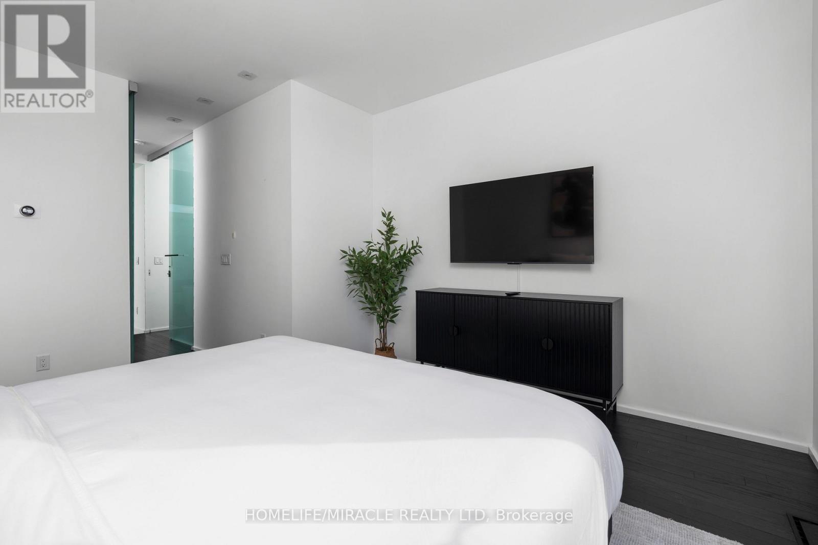 249 Claremont Street, Toronto, Ontario  M6J 2N1 - Photo 39 - C13875234
