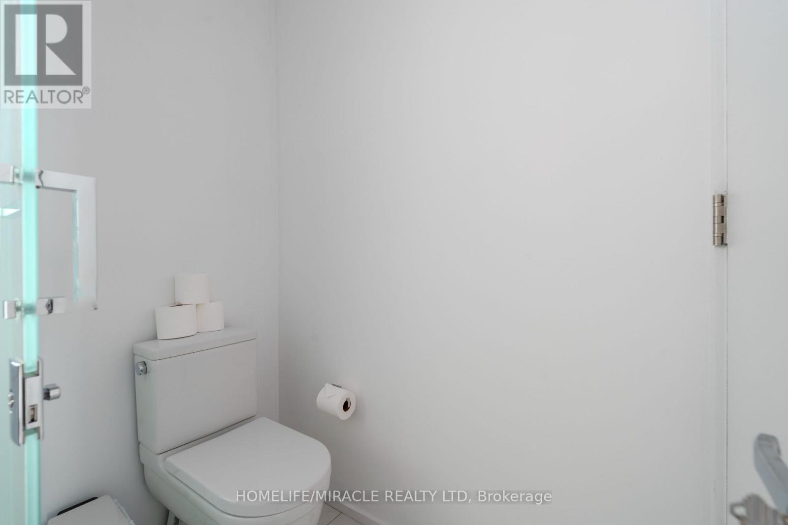 249 Claremont Street, Toronto, Ontario  M6J 2N1 - Photo 44 - C13875234