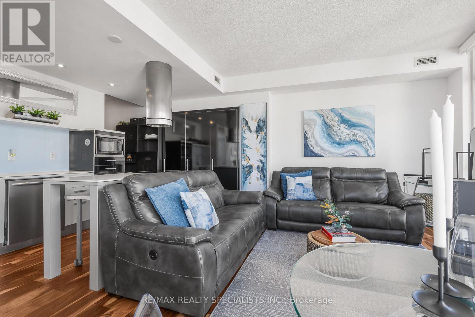2908 - 38 Dan Leckie Way, Toronto, Ontario  M5V 2V6 - Photo 2 - C13875356