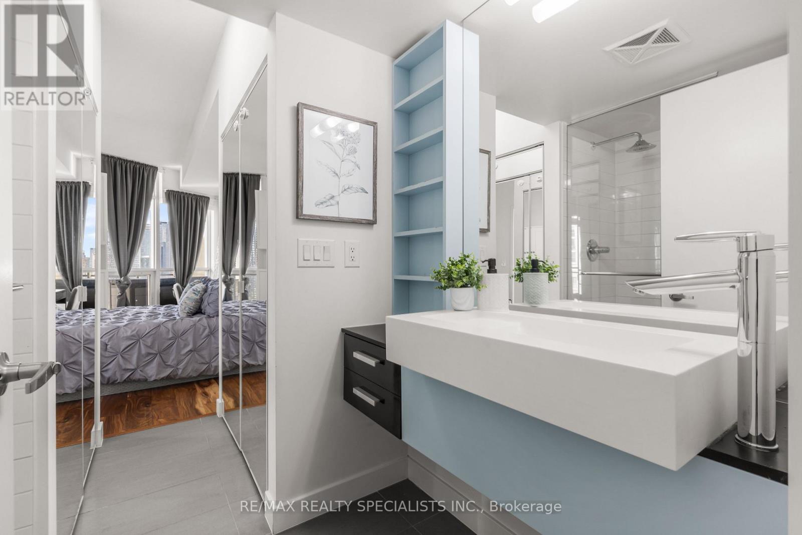2908 - 38 Dan Leckie Way, Toronto, Ontario  M5V 2V6 - Photo 22 - C13875356