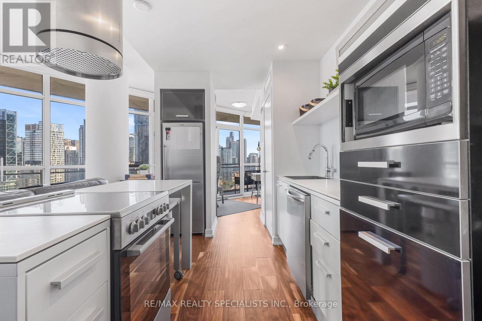 2908 - 38 Dan Leckie Way, Toronto, Ontario  M5V 2V6 - Photo 9 - C13875356