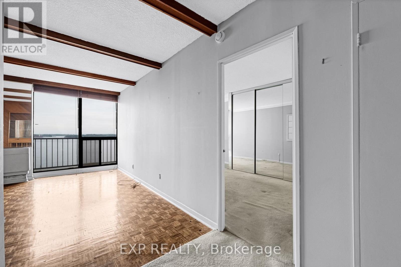 1420 - 33 Harbour Square, Toronto, Ontario  M5J 2G2 - Photo 17 - C13875358