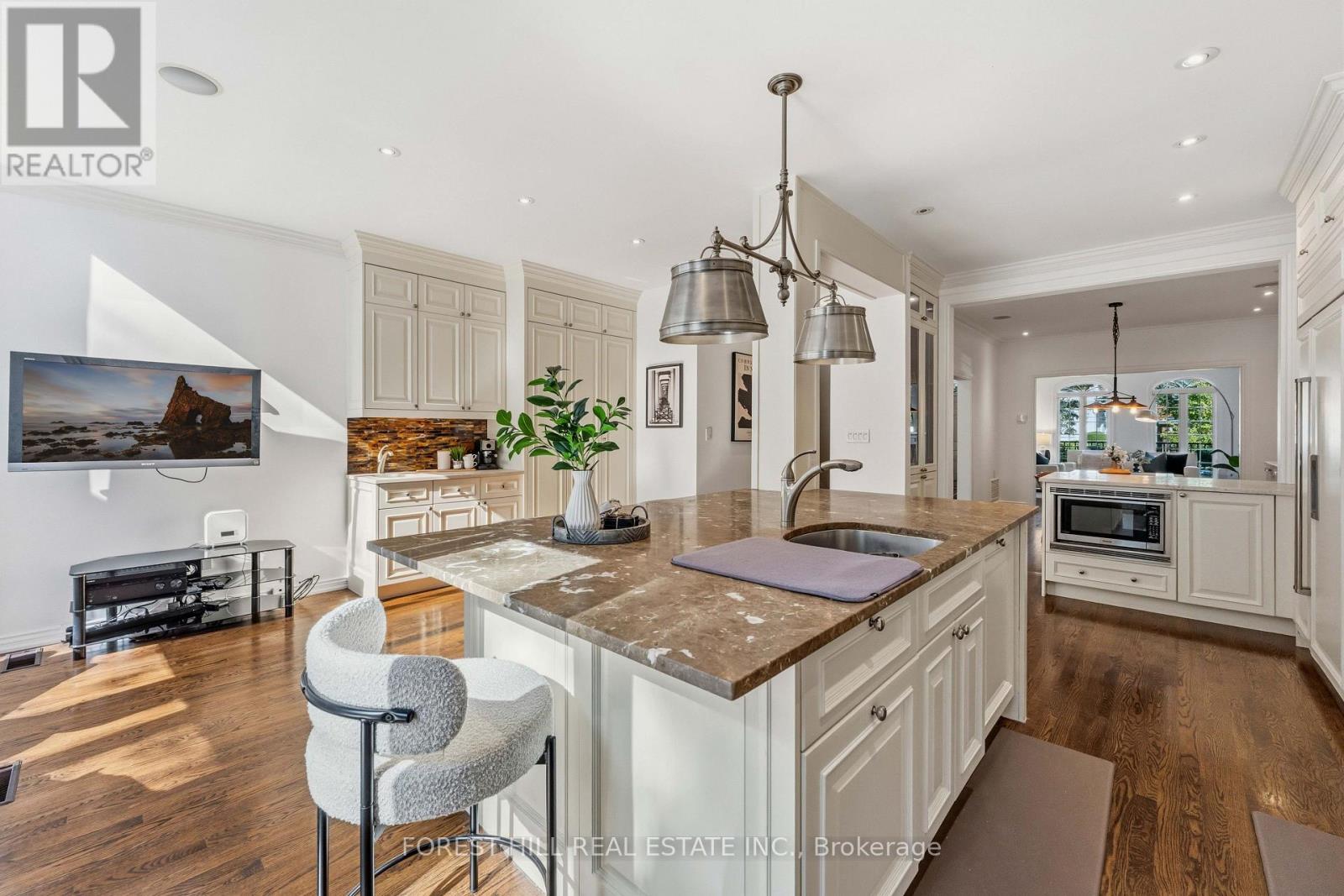 45 Heath Street W, Toronto, Ontario  M4V 1T2 - Photo 13 - C13875390