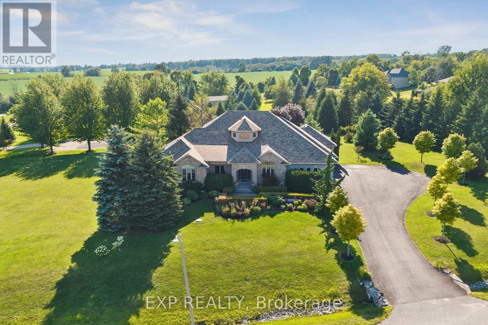 16 WESTLAKE STREET, Clarington, Ontario
