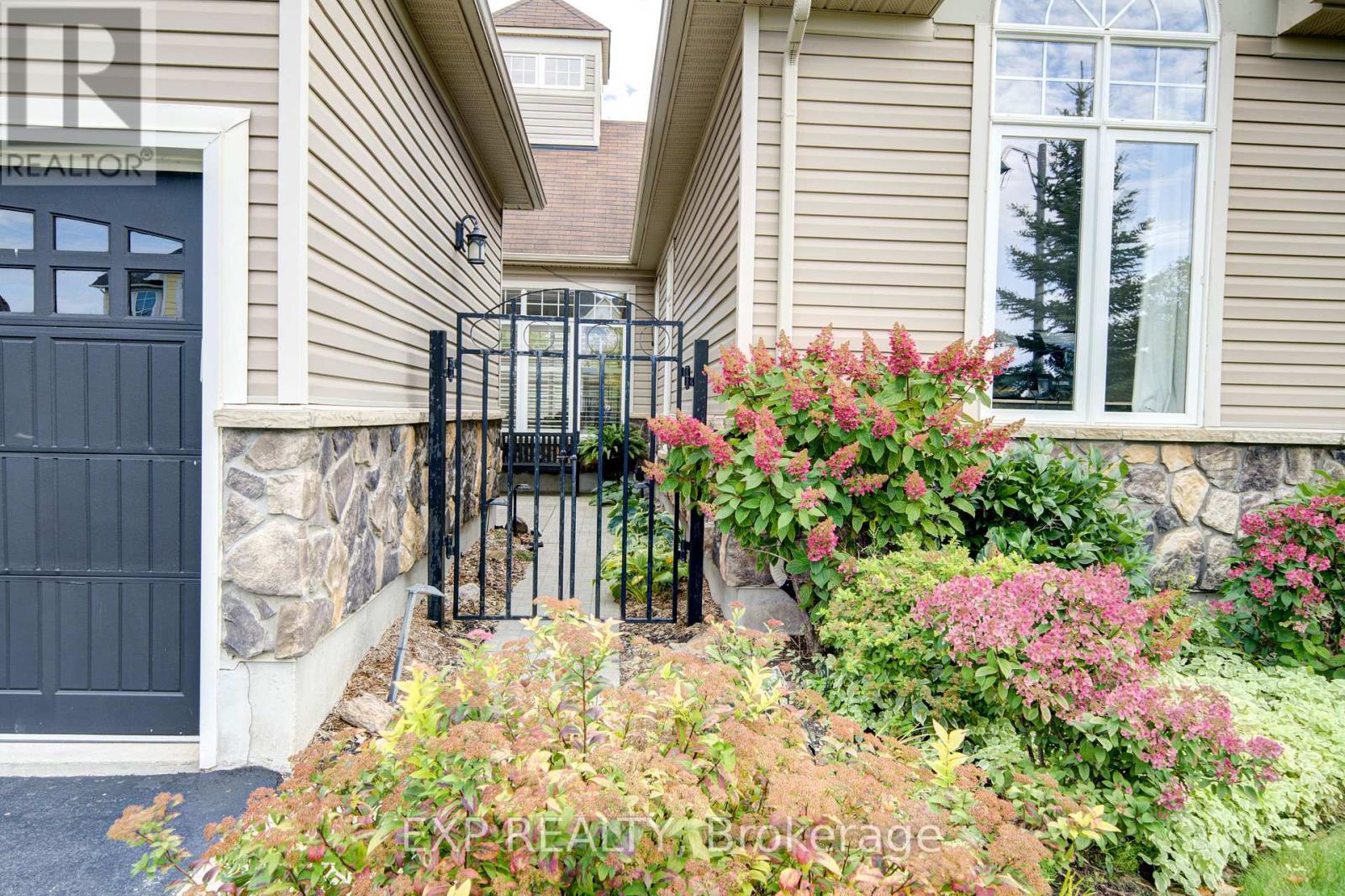 1 Silver Crescent, Collingwood, Ontario  L9Y 0G1 - Photo 2 - S13875340
