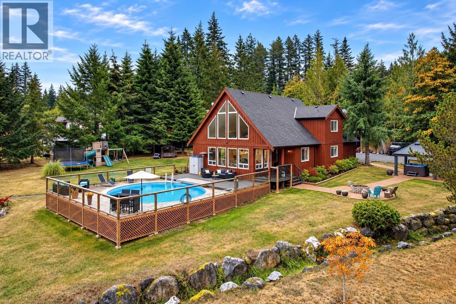 2815 Otter Point Rd