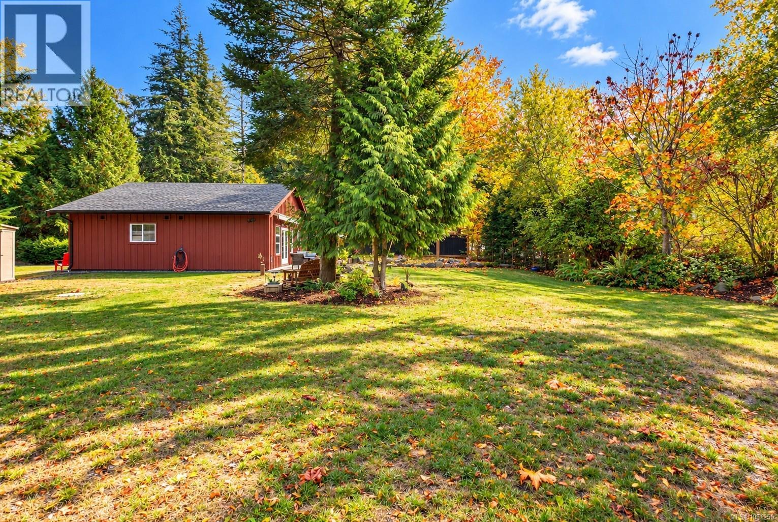 2815 Otter Point Rd