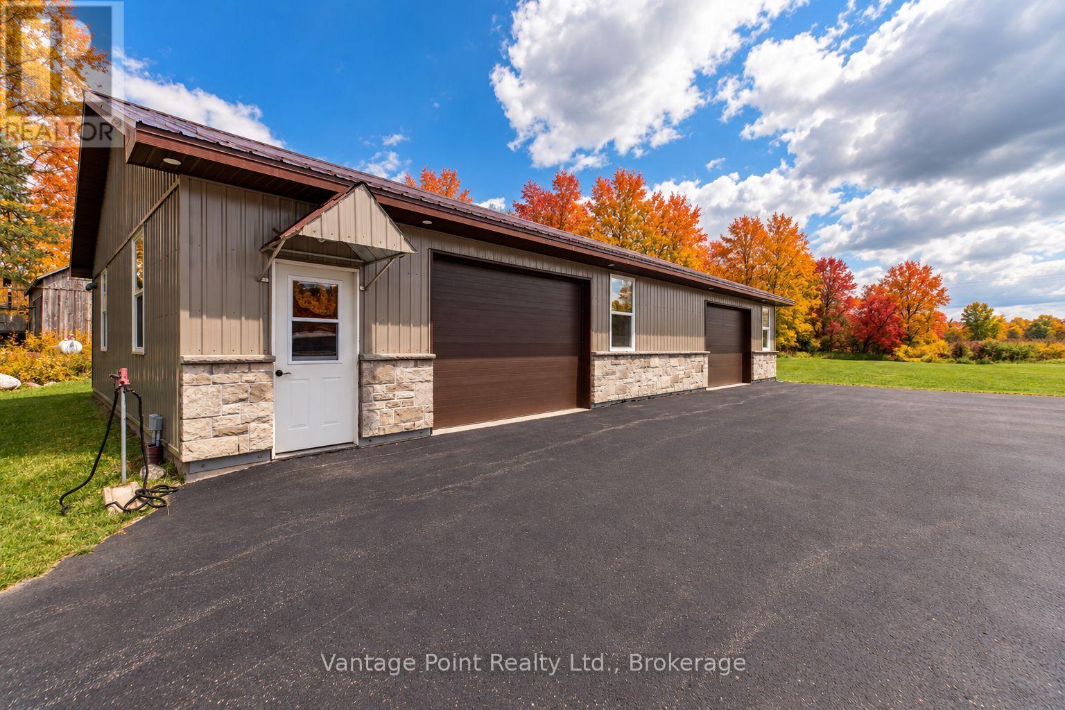 776227 10 Highway, Chatsworth, Ontario  N0H 1C0 - Photo 4 - X13486456