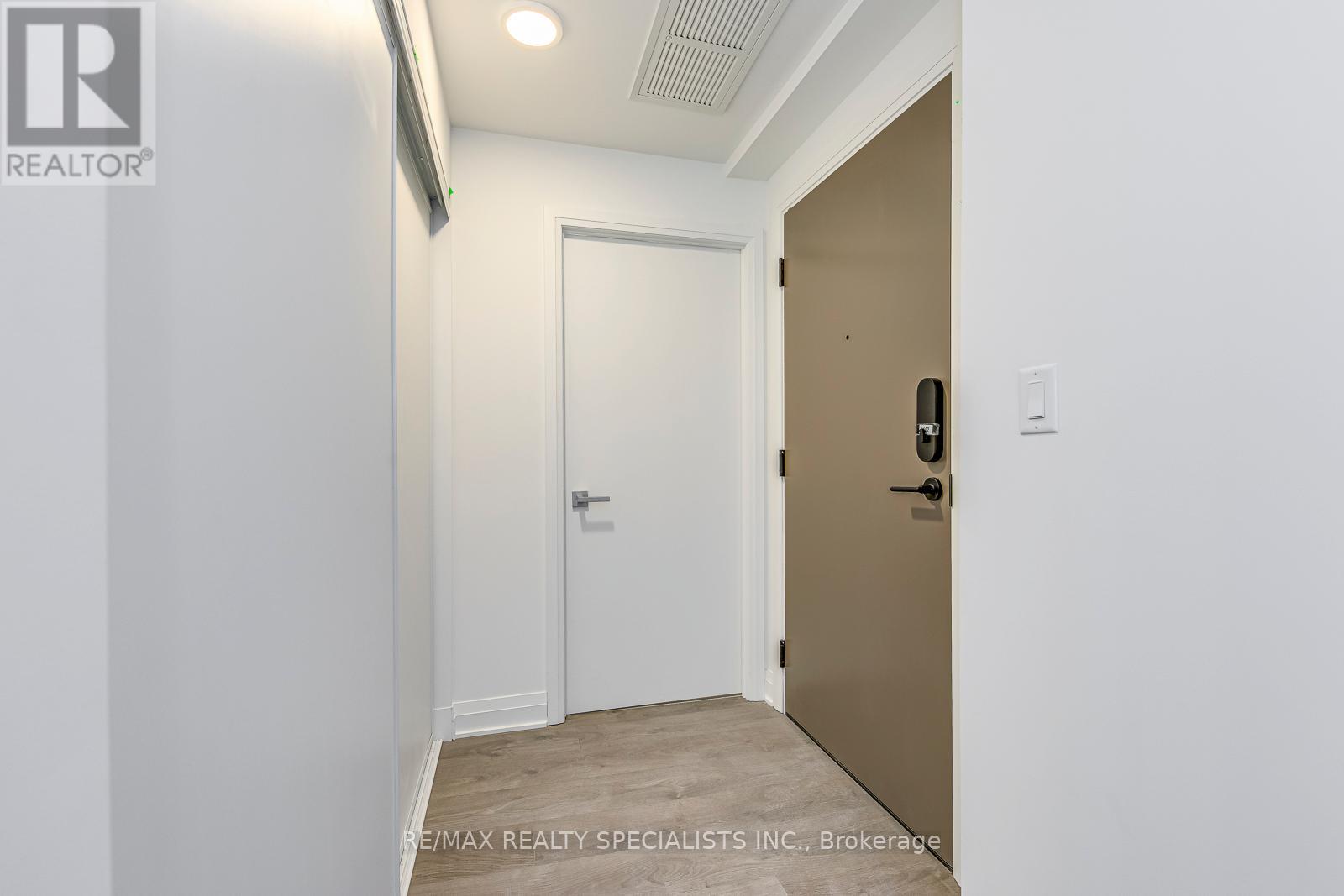 4102 - 4015 The Exchange, Mississauga, Ontario  L5B 0N9 - Photo 7 - W13875260
