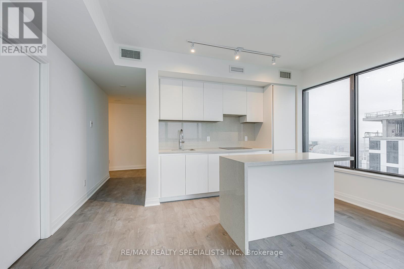 4102 - 4015 The Exchange, Mississauga, Ontario  L5B 0N9 - Photo 8 - W13875260