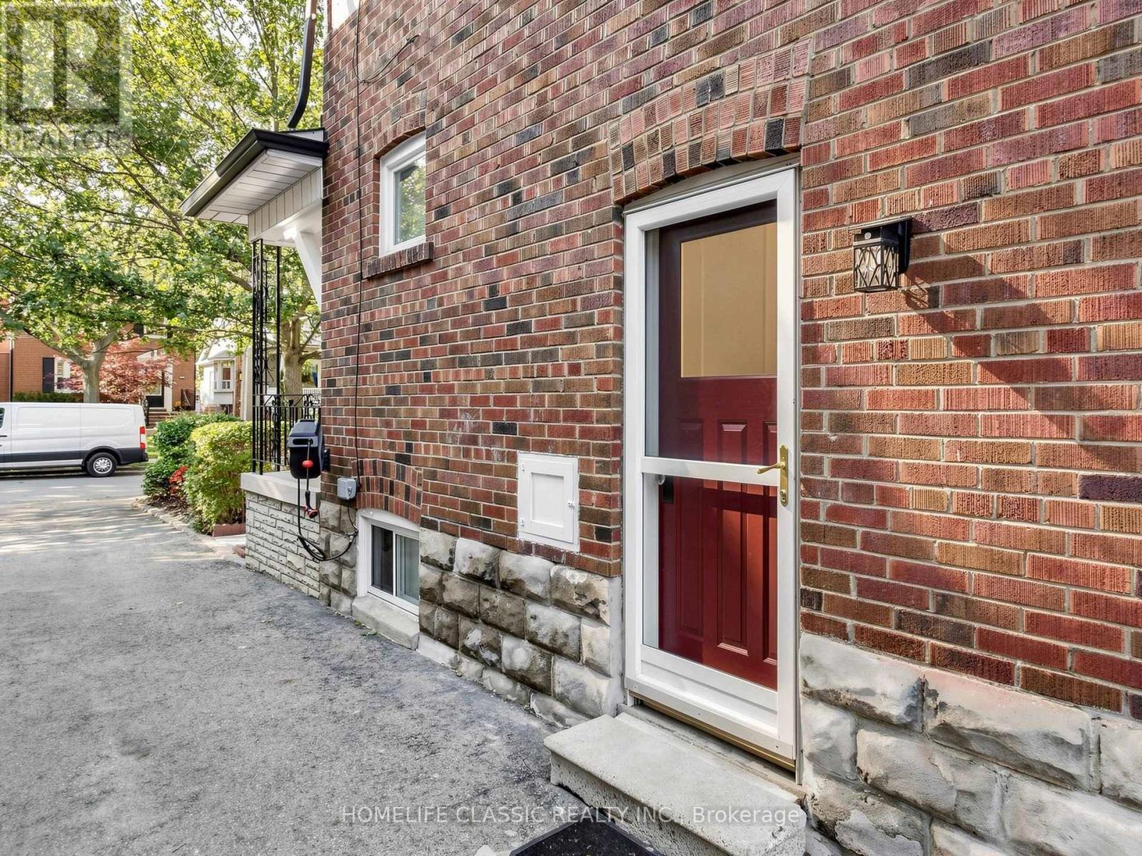 25 Dartmouth Crescent, Toronto, Ontario  M8V 1W9 - Photo 49 - W13875312