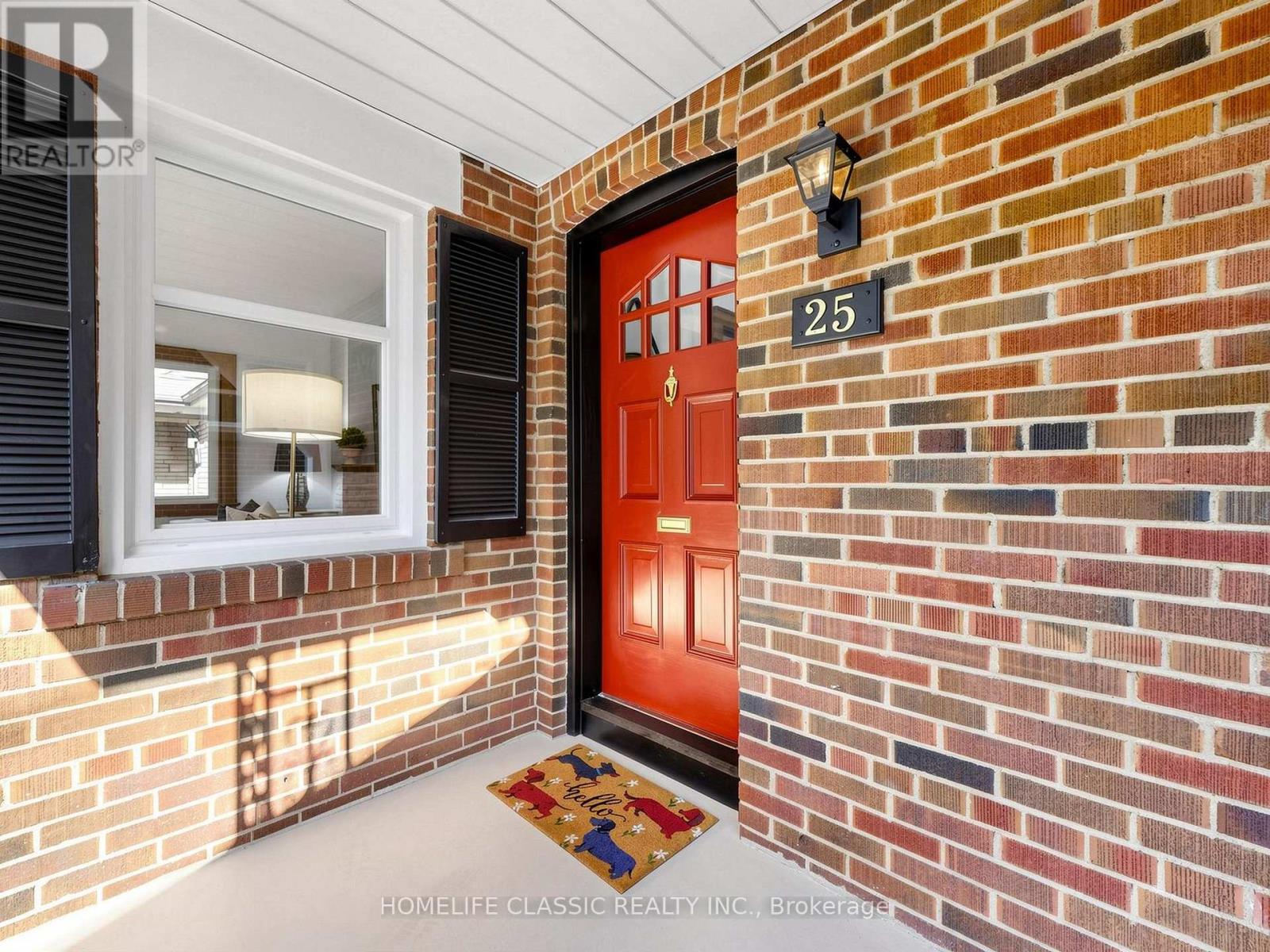 25 Dartmouth Crescent, Toronto, Ontario  M8V 1W9 - Photo 5 - W13875312