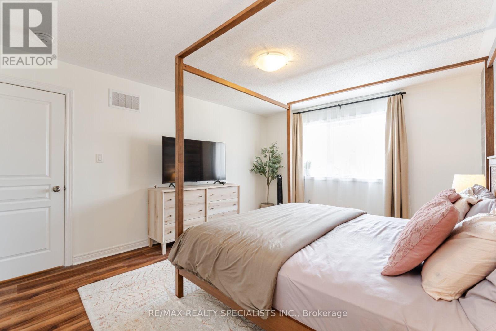 437 Silver Maple Road, Oakville, Ontario  L6H 0S2 - Photo 22 - W13875320