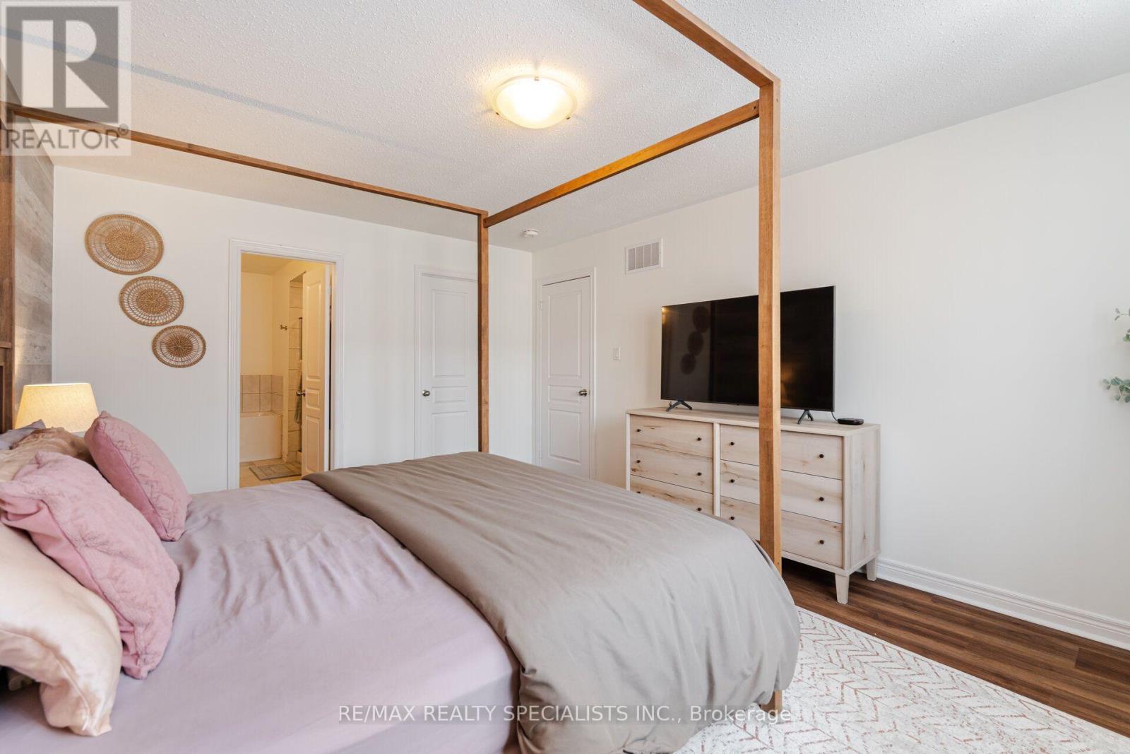 437 Silver Maple Road, Oakville, Ontario  L6H 0S2 - Photo 23 - W13875320