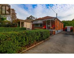 79 SILVERHILL DRIVE, Toronto, Ontario