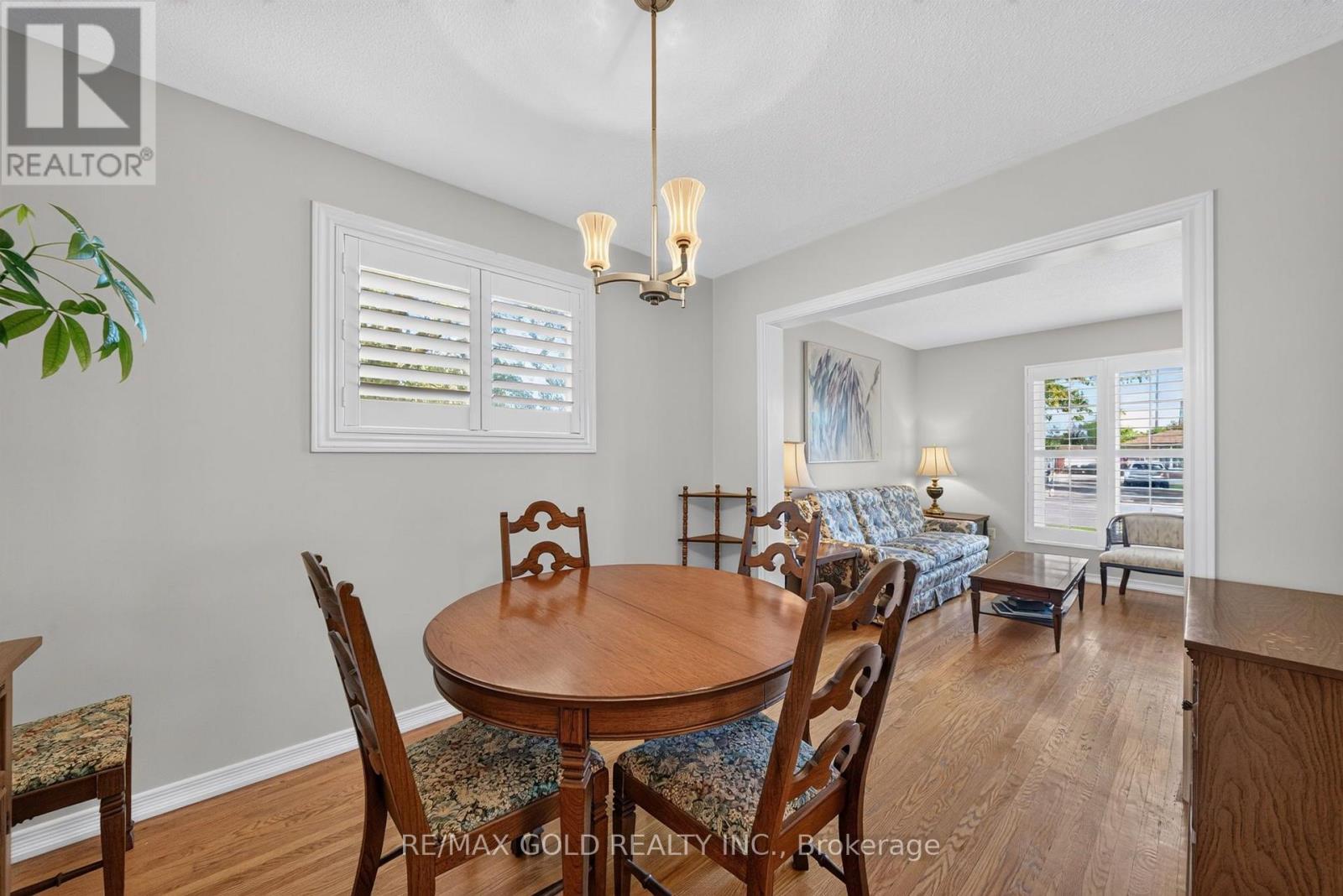 45 Fidelia Crescent, Brampton, Ontario  L6T 3P7 - Photo 13 - W13875324