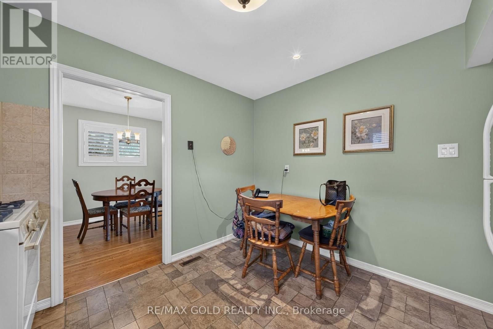 45 Fidelia Crescent, Brampton, Ontario  L6T 3P7 - Photo 19 - W13875324
