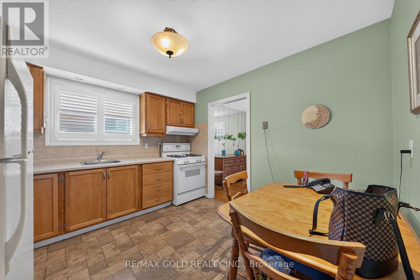 45 Fidelia Crescent, Brampton, Ontario  L6T 3P7 - Photo 21 - W13875324