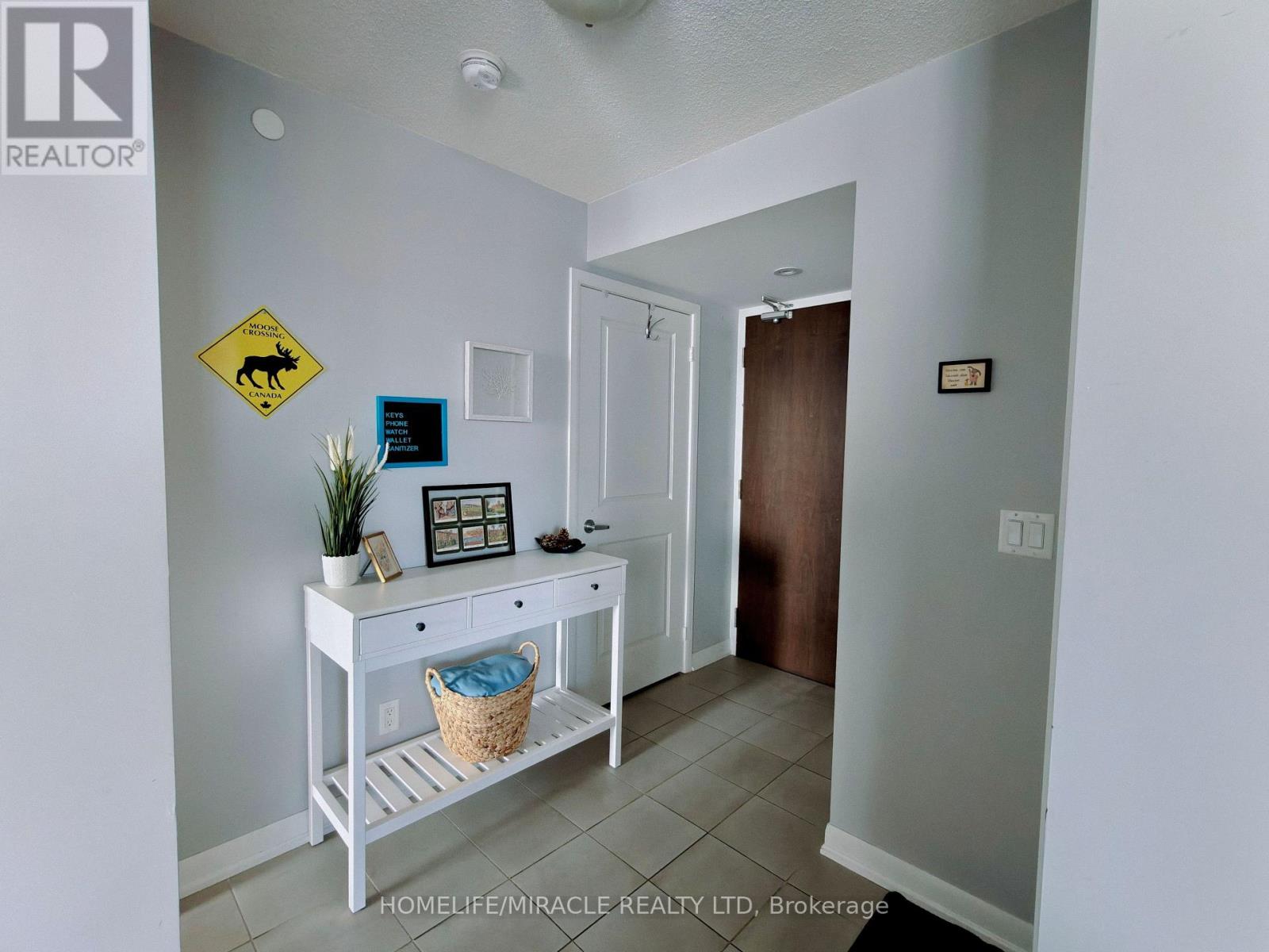 1010 - 205 Sherway Gardens Road, Toronto, Ontario  M9C 0A5 - Photo 7 - W13875386