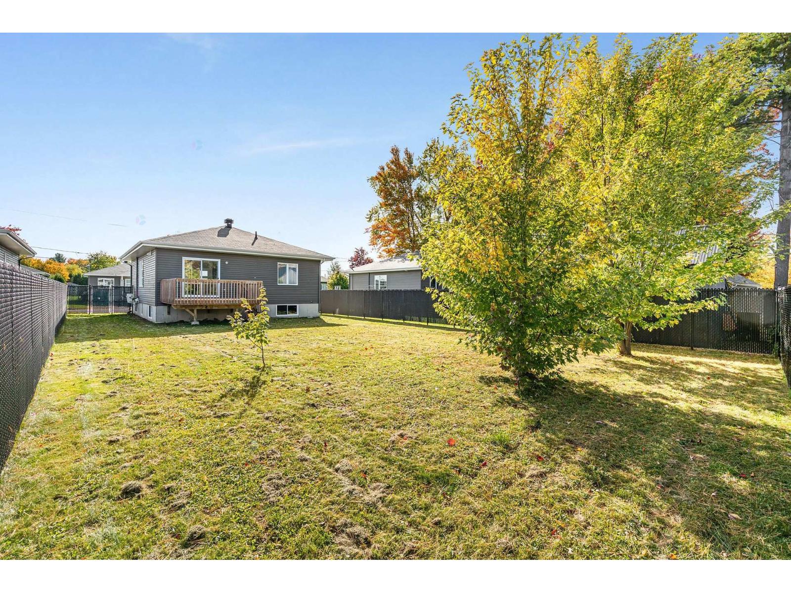 8150 Rue Adolphe-Rho Bécancour Quebec Canada G9H0R6 4