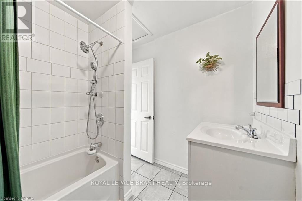 41 Gordon Street, Brantford, Ontario  N3S 2N1 - Photo 14 - X13875298
