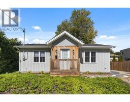 614 PETER STREET, Kingsville, Ontario