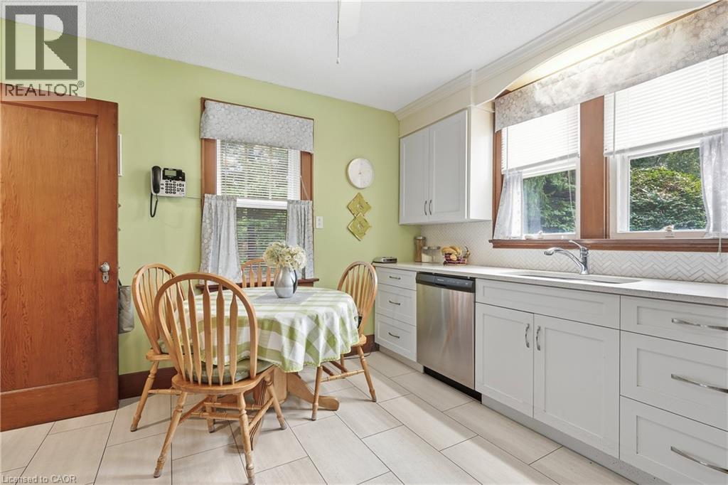 240 Canboro Road, Pelham, Ontario  L0S 1M0 - Photo 9 - 40869554