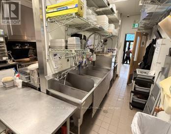 361 Broadview Toronto On. Avenue, Toronto, Ontario  M4M 2H1 - Photo 6 - E13874338