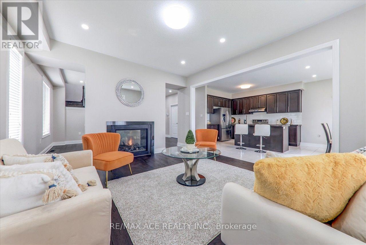 168 Rutherford Road, Bradford West Gwillimbury, Ontario  L3Z 0B4 - Photo 4 - N13874316