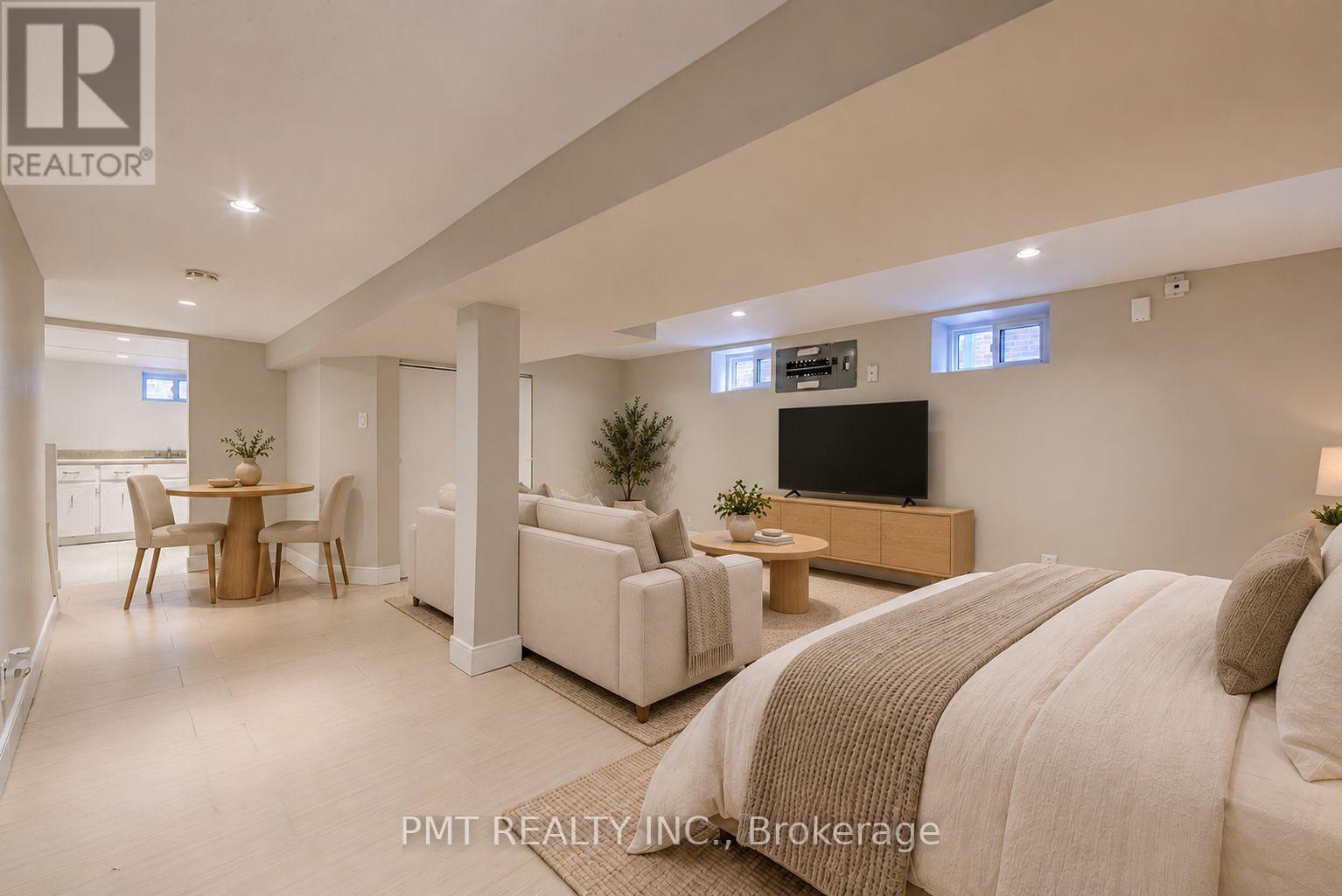 Bsmt - 39 Windermere Avenue, Toronto, Ontario  M6S 3J3 - Photo 5 - W13773408