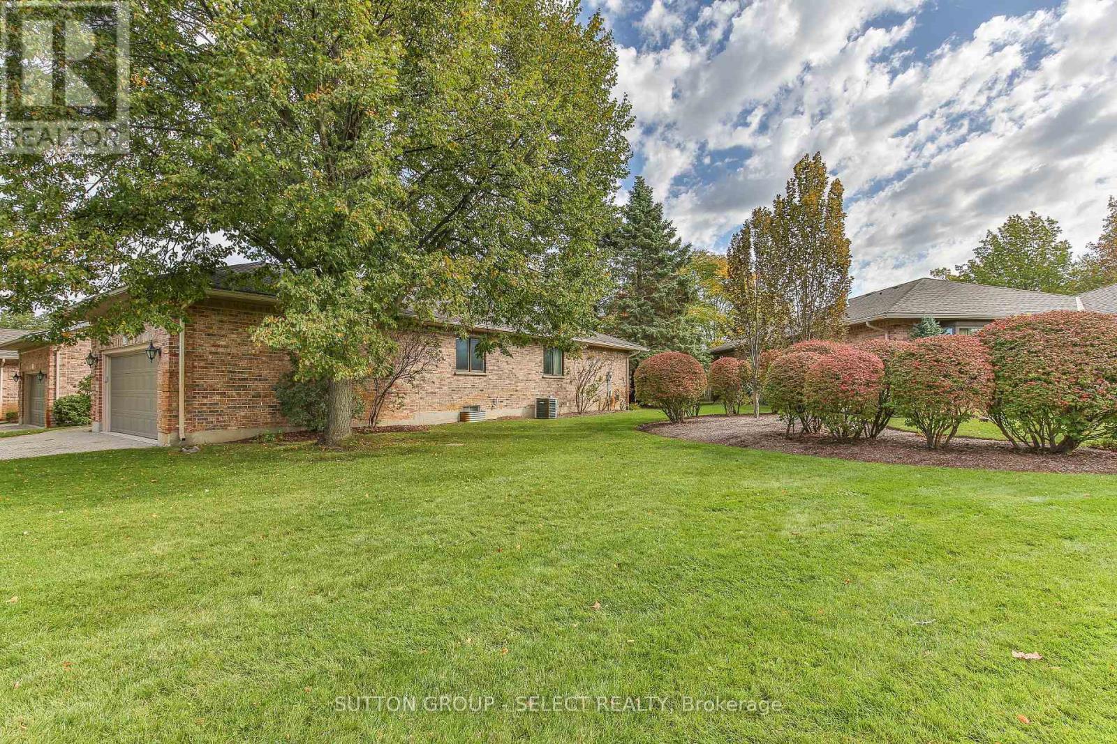 32 - 30 Doon Drive, London North, Ontario  N5X 3X2 - Photo 40 - X13875628