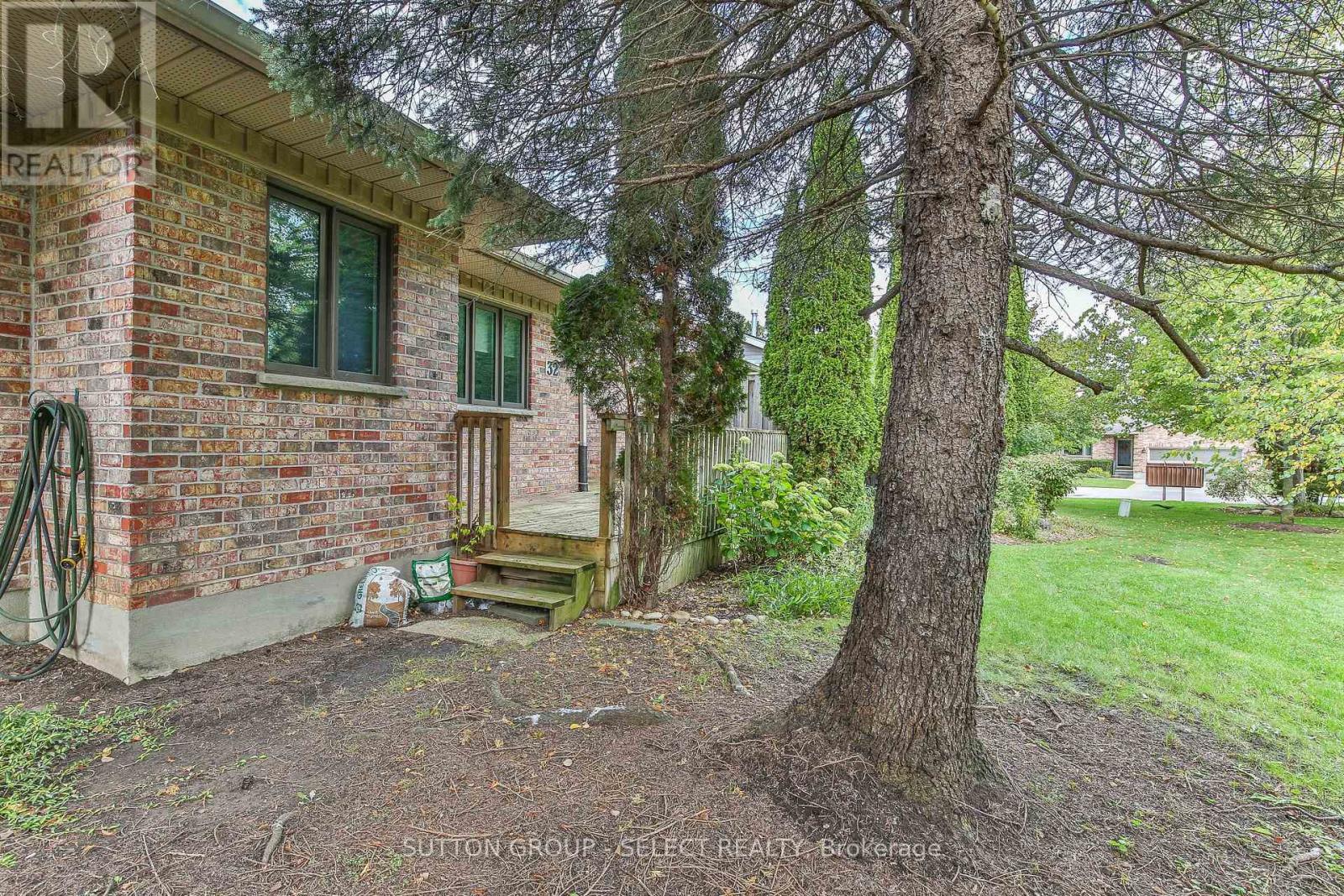 32 - 30 Doon Drive, London North, Ontario  N5X 3X2 - Photo 42 - X13875628